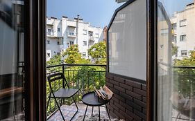 Skra Hideaway In Thessaloniki Center, By Binobi !